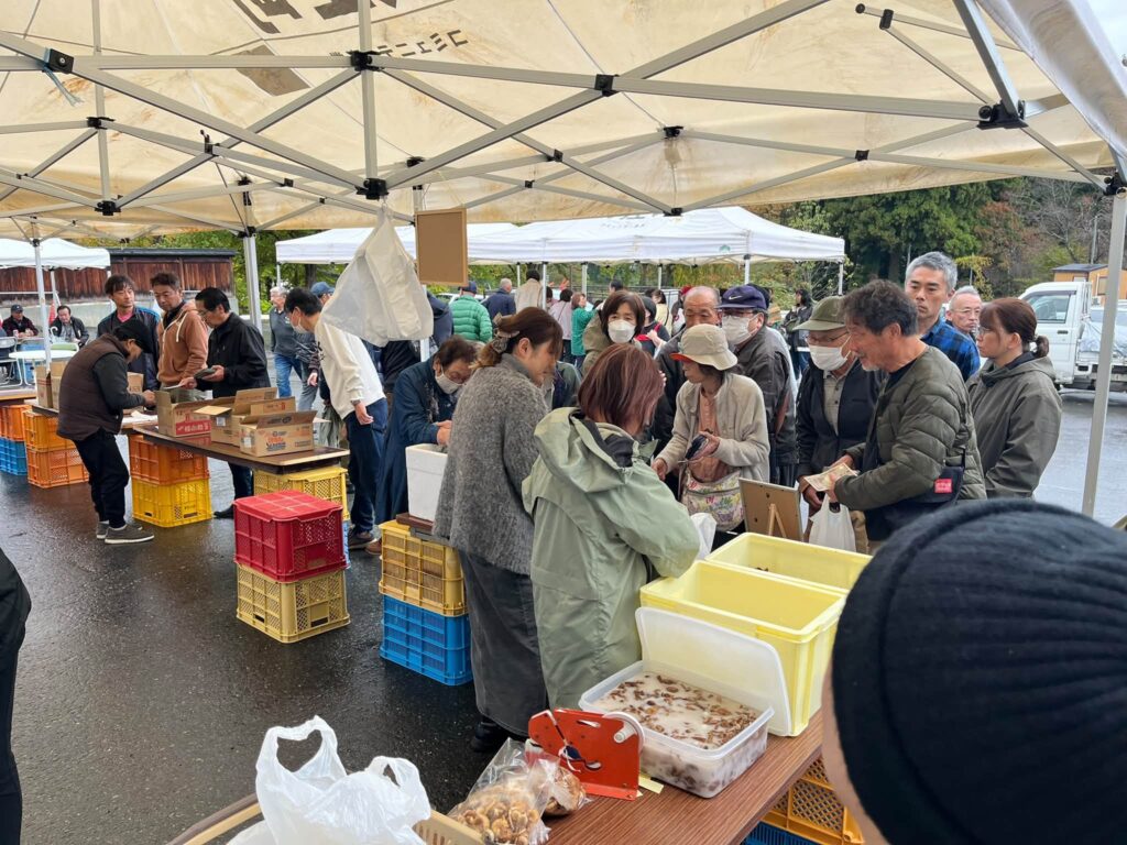 お祭りの様子